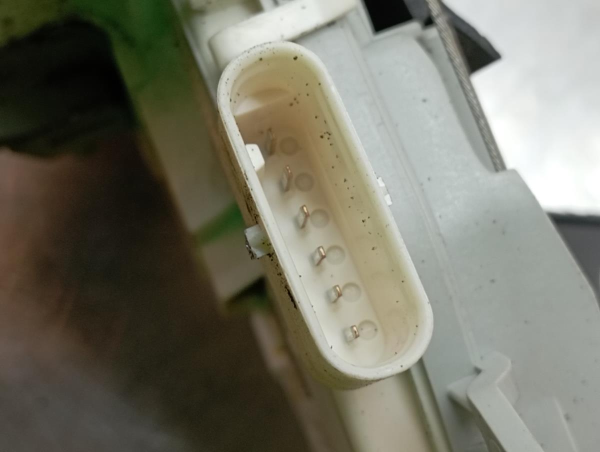 Cerradura / cierre puerta trasera izquierda AUDI A3 Sportback (8VA, 8VF) Imagem-3