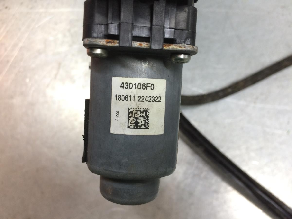 Lève-vitre avant gauche RENAULT Megane IV (B9A/M_) Imagem-4