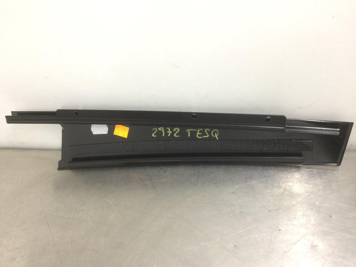 Friso Embelezador Esq Pilar/Porta MERCEDES-BENZ Classe C Carrinha (S205) Imagem-1