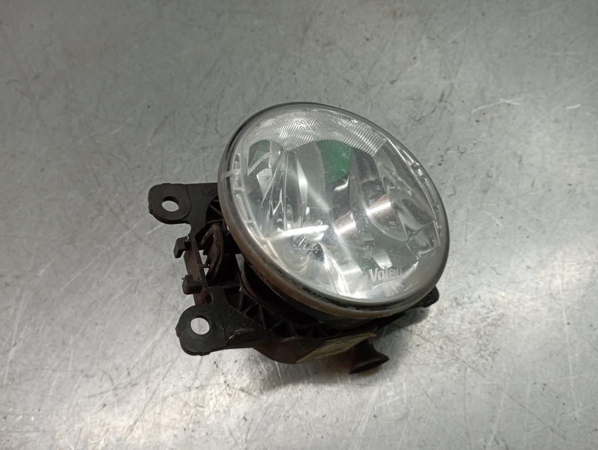 Right front fog light  RENAULT Megane IV (B9A/M_) Imagem-1
