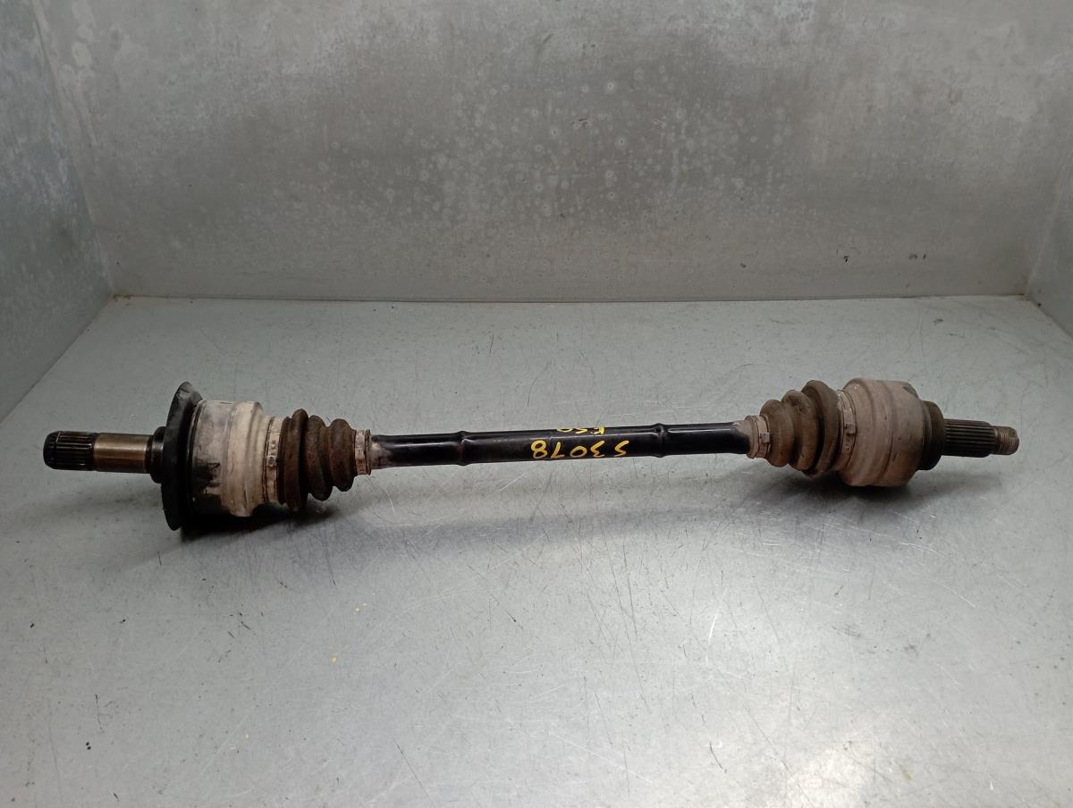 Transmissão trás esquerda BMW 1 (F20)