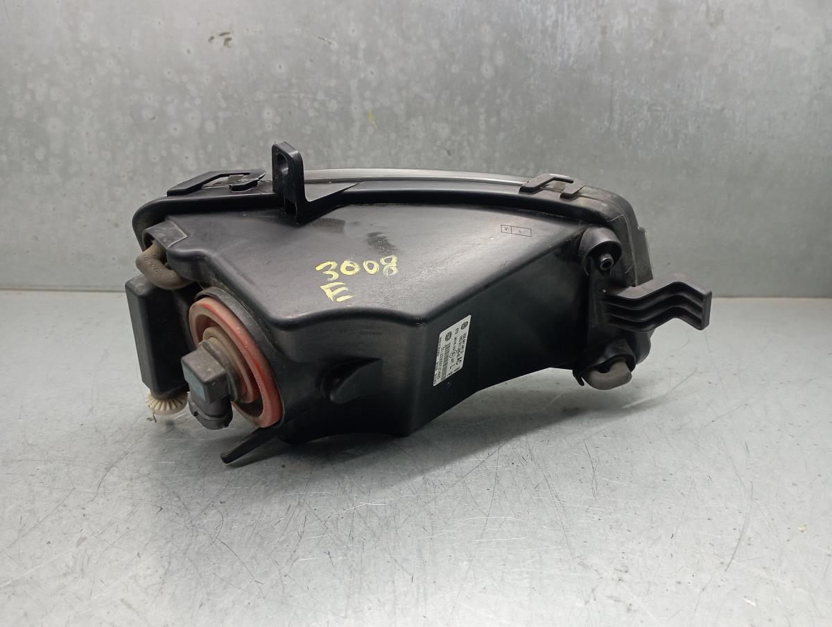 Faro antiniebla delantero izquierdo VOLKSWAGEN Golf VII (5G1, BQ1, BE1, BE2) Imagem-2