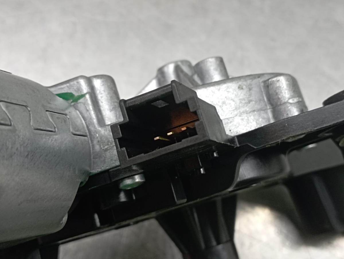 Motore tergicristallo posteriore PEUGEOT 2008 II (U_) Imagem-2