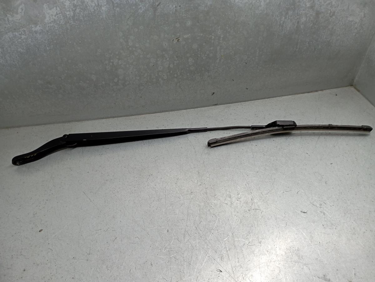 Haste / braço de escova limpa vidros frente direita PEUGEOT 208 II
