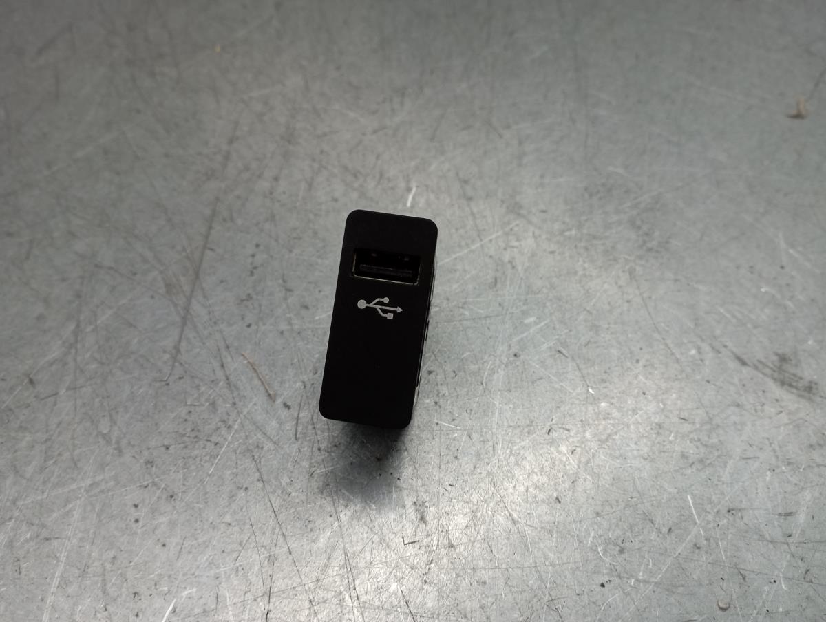 Módulo USB / AUX / IPOD MINI Mini (F56)