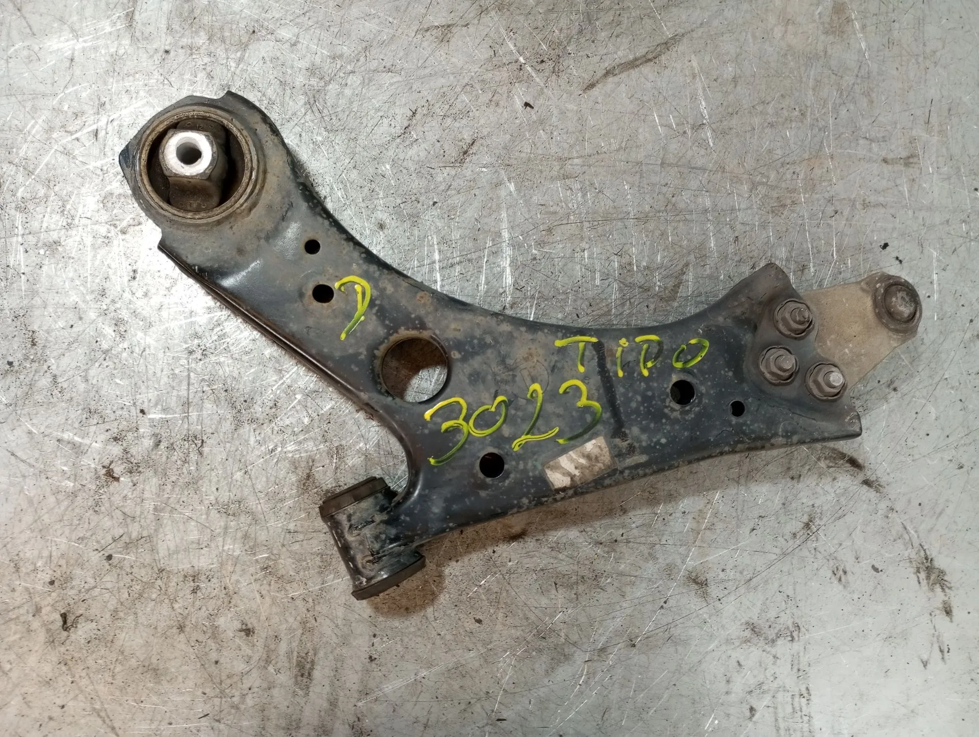 Bras de suspension Avant Droite FIAT Tipo Hatchback (357_)