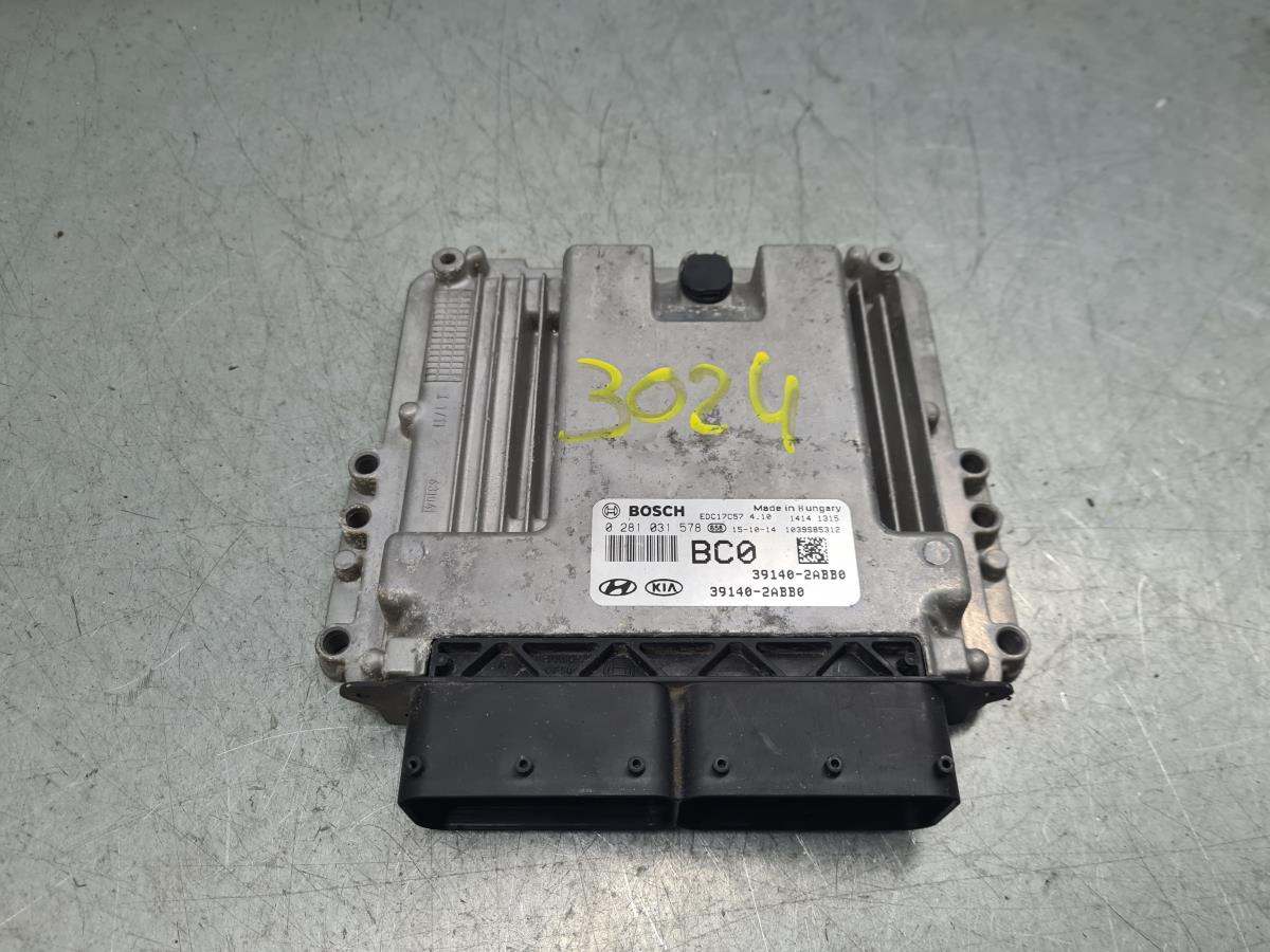 Centralina motor / ECU HYUNDAI i30 (GD)