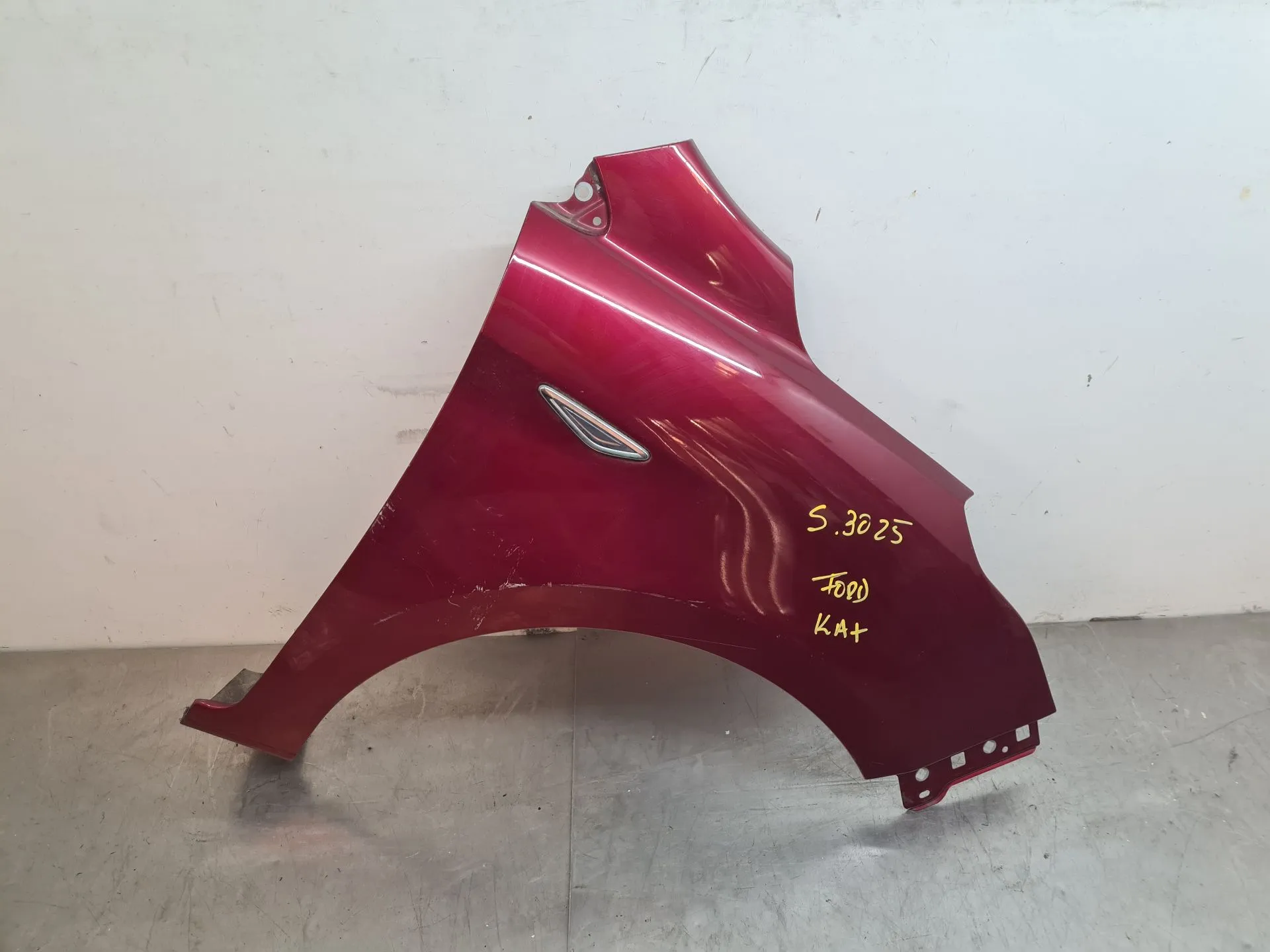 Right fender FORD Ka+