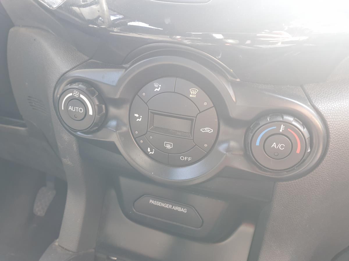 Climate control FORD EcoSport