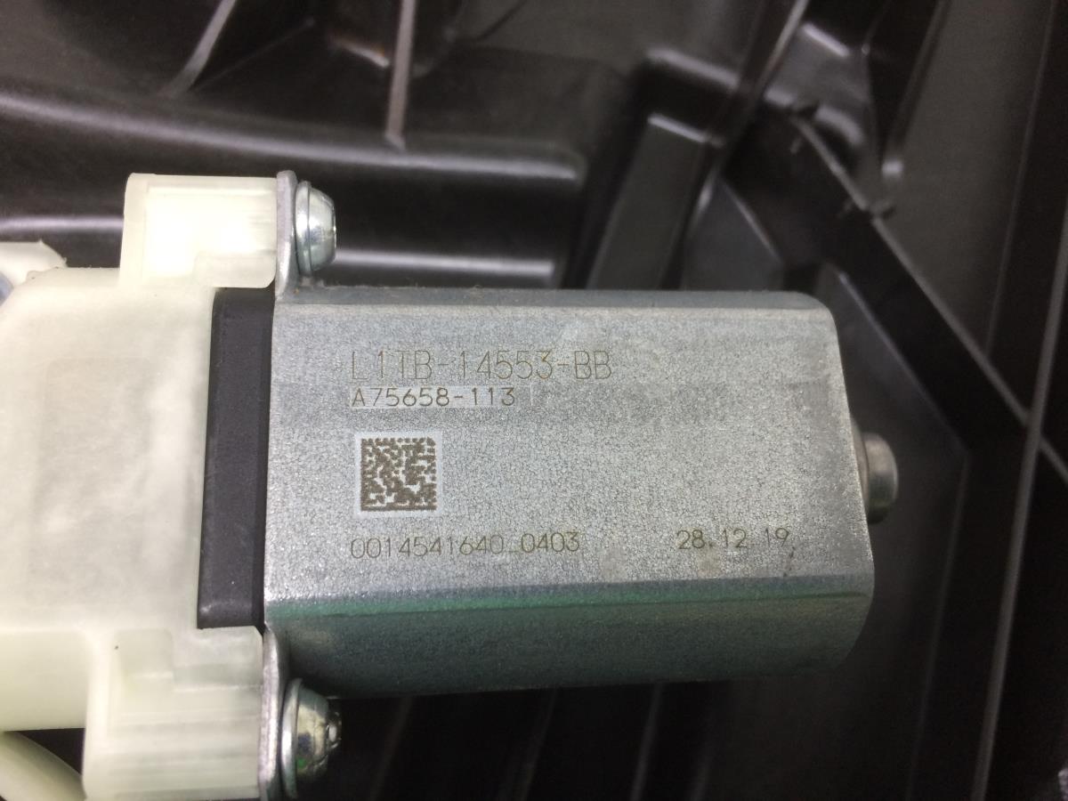 Lève-vitre avant gauche FORD Fiesta VII (HJ, HF) Imagem-3