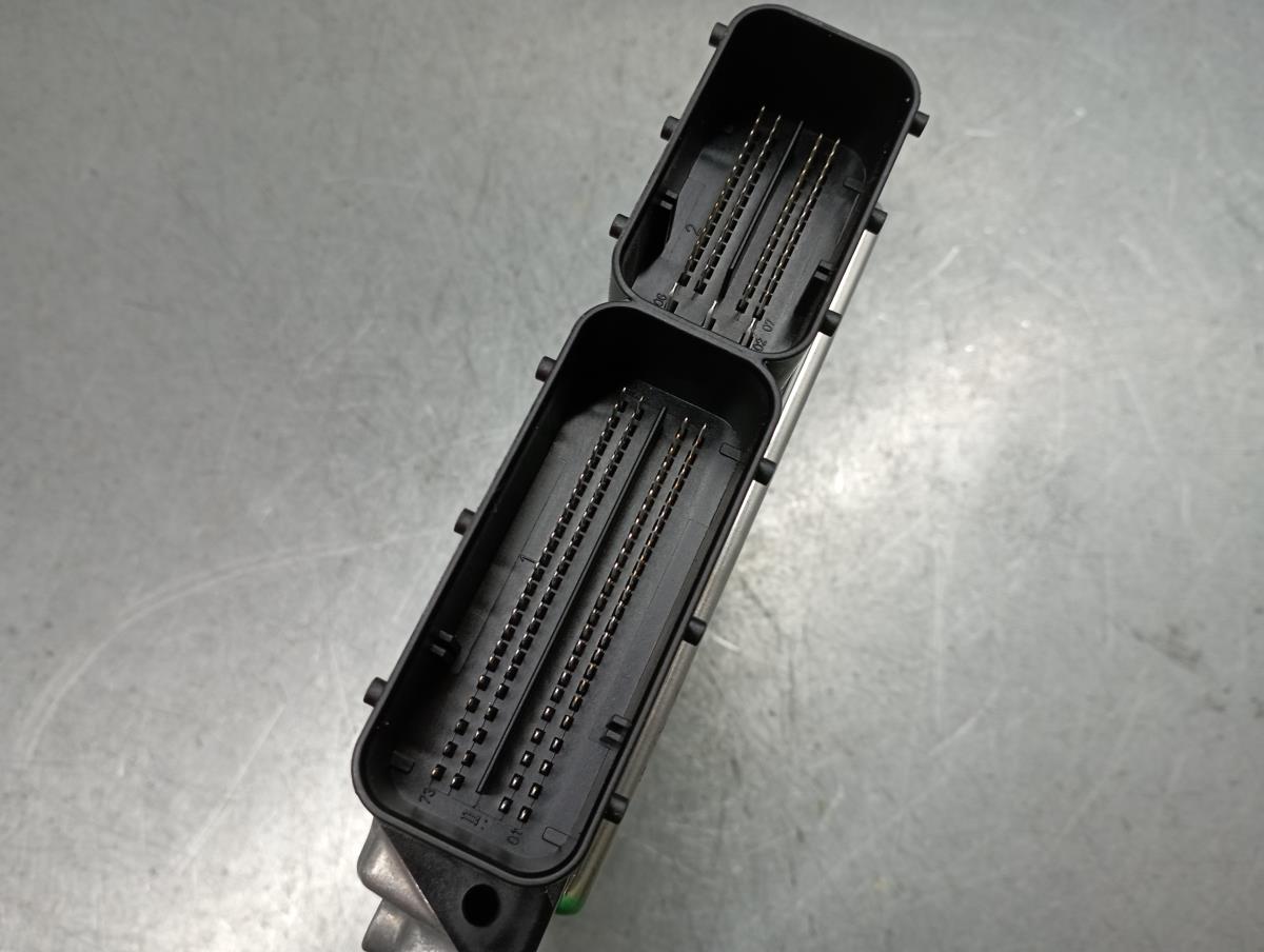 Centralina motor / ECU BMW 1 (F20) Imagem-1