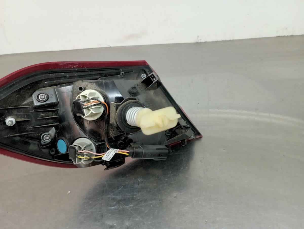 Feu arrière Droite FORD Fiesta VII (HJ, HF) Imagem-3