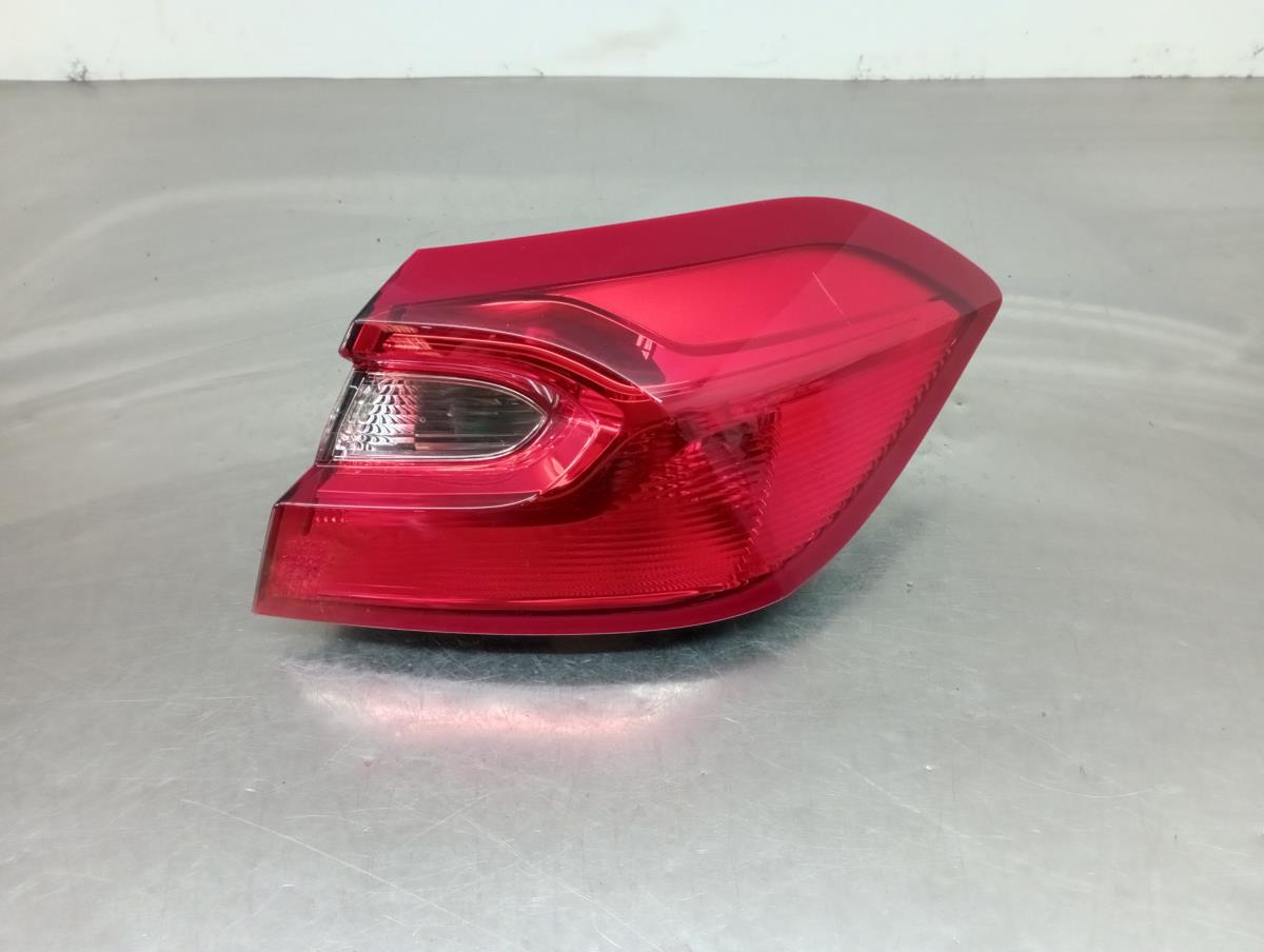 Feu arrière Droite FORD Fiesta VII (HJ, HF)