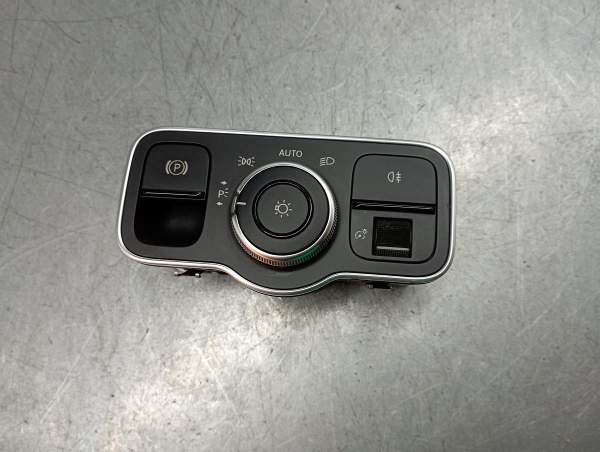 Botão / interruptor de luzes MERCEDES-BENZ Classe A (W177)