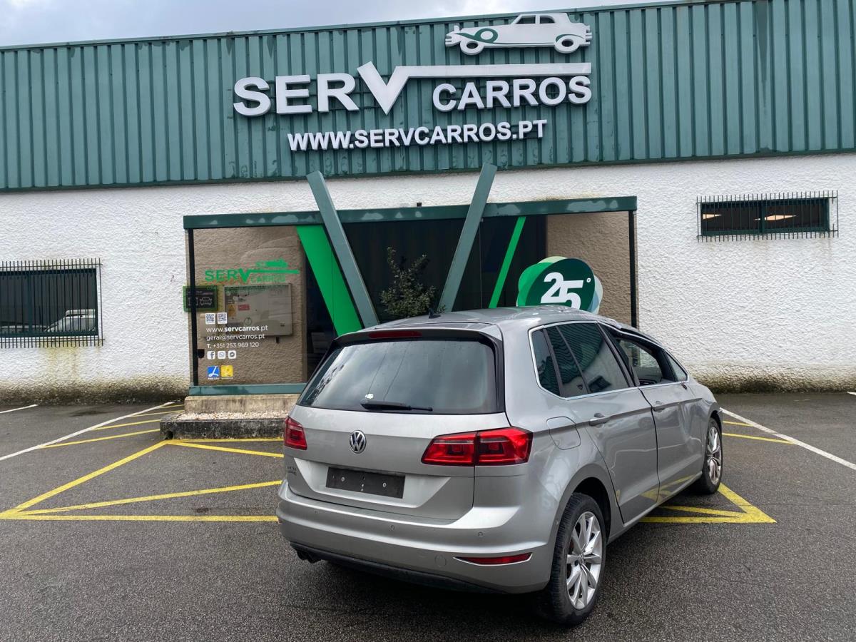 Elevalunas delantero derecho VOLKSWAGEN Golf Sportsvan (AM1)