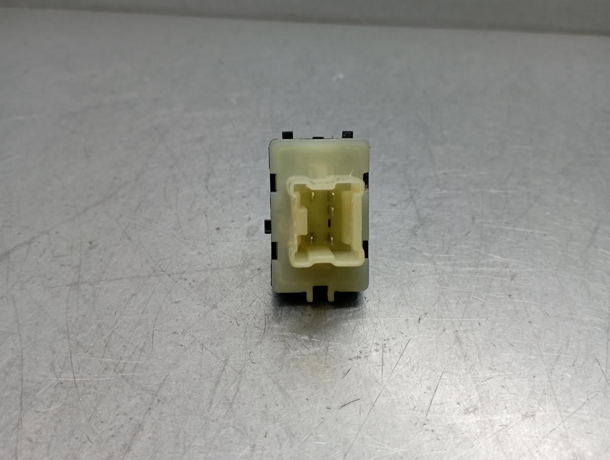 Mando / interruptor elevalunas delantero derecho DACIA Sandero III Imagem-3