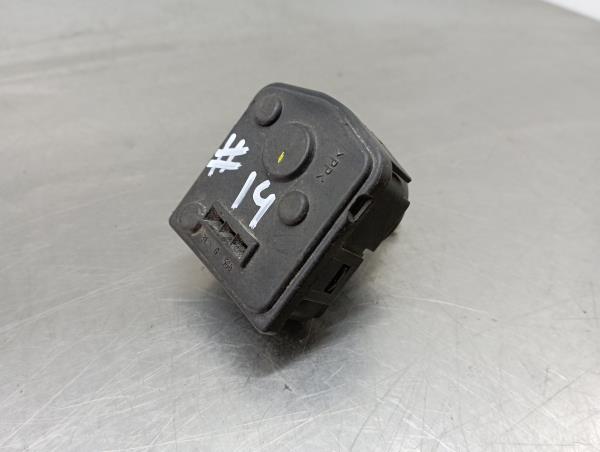 Motore regolazione fari NISSAN Terrano II (R20)