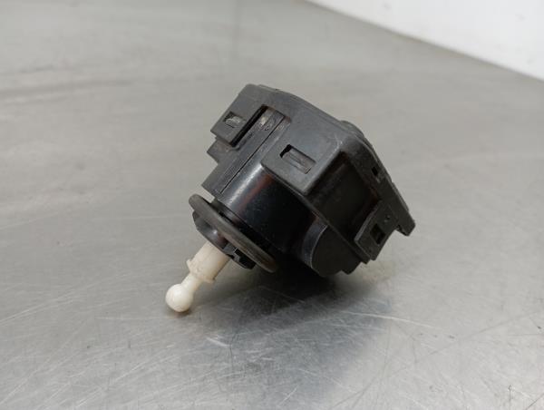 Motore regolazione fari NISSAN Terrano II (R20) Imagem-1