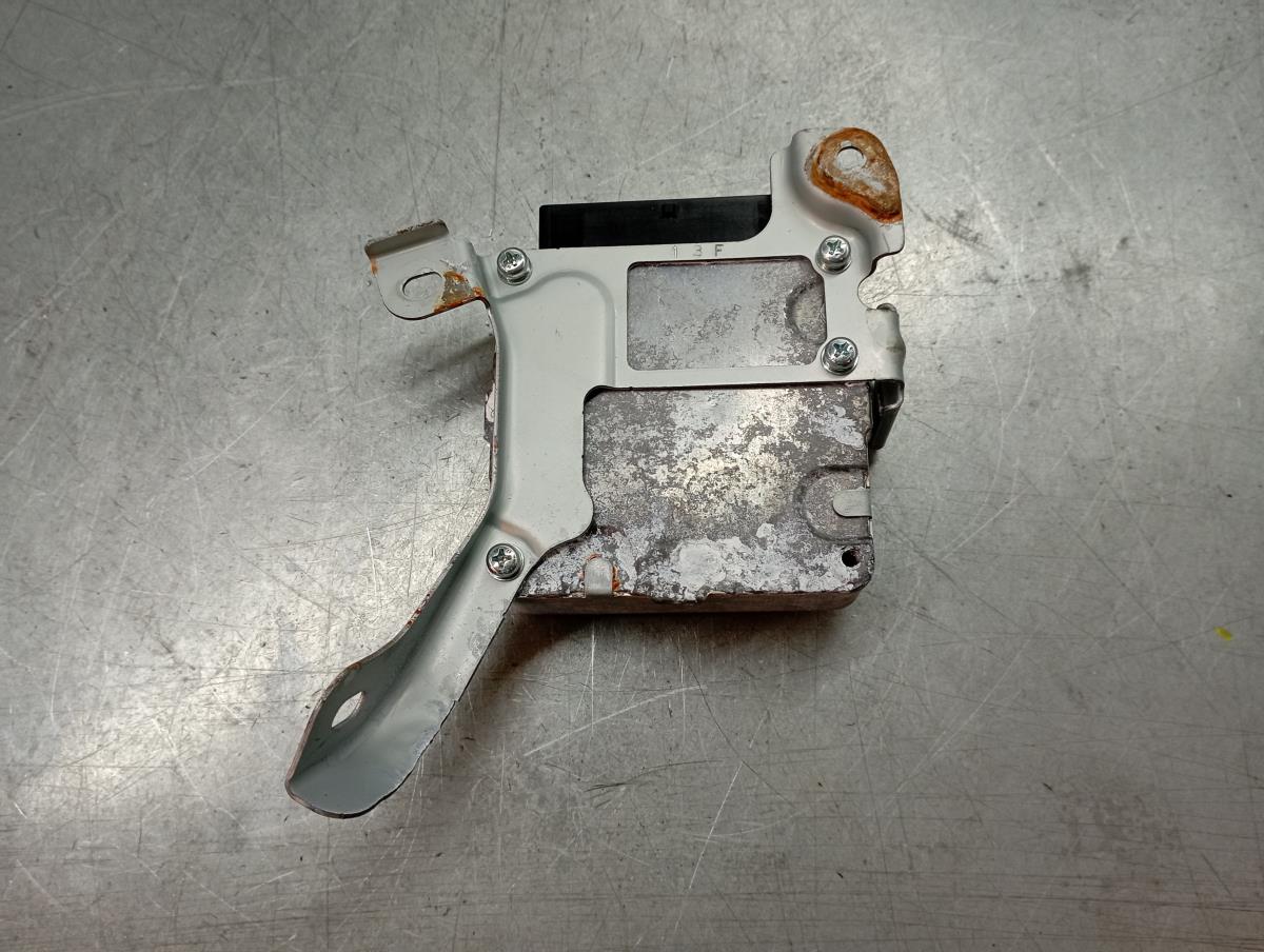 Módulo da coluna de direção TOYOTA Yaris (_P13_) Imagem-2