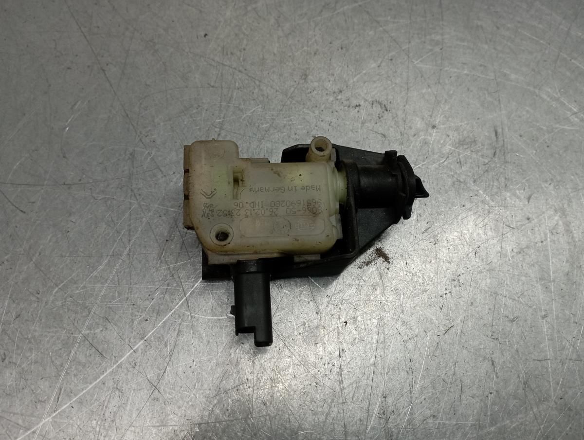 Verrouillage du réservoir de carburant  PEUGEOT 508 SW Imagem-1