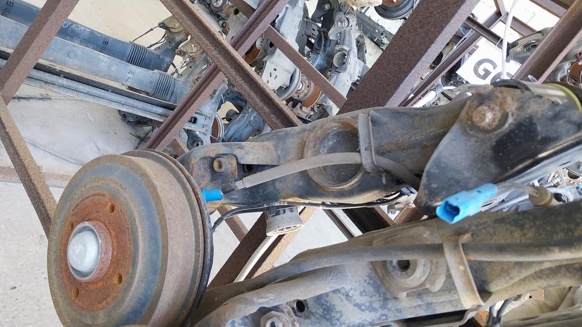 Essieu arrière à tambours CITROËN C3 III Van (SX_, SY_) Imagem-3