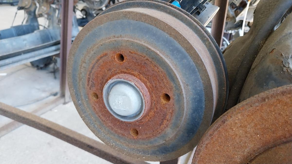 Essieu arrière à tambours CITROËN C3 III Van (SX_, SY_) Imagem-4