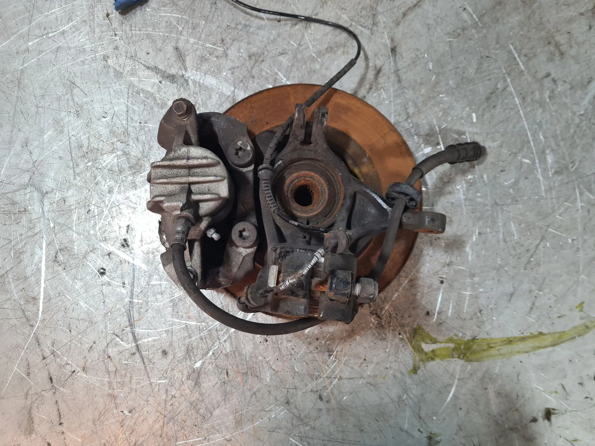 Fusello anteriore sinistro CITROËN C3 III (SX)