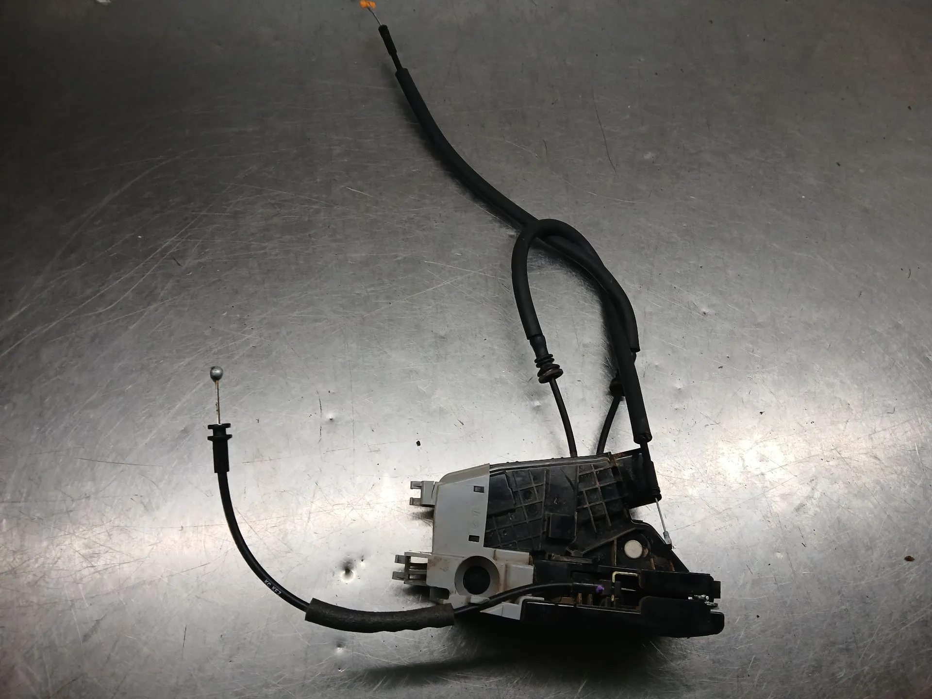 Front Right Door Lock HYUNDAI Tucson (TL)