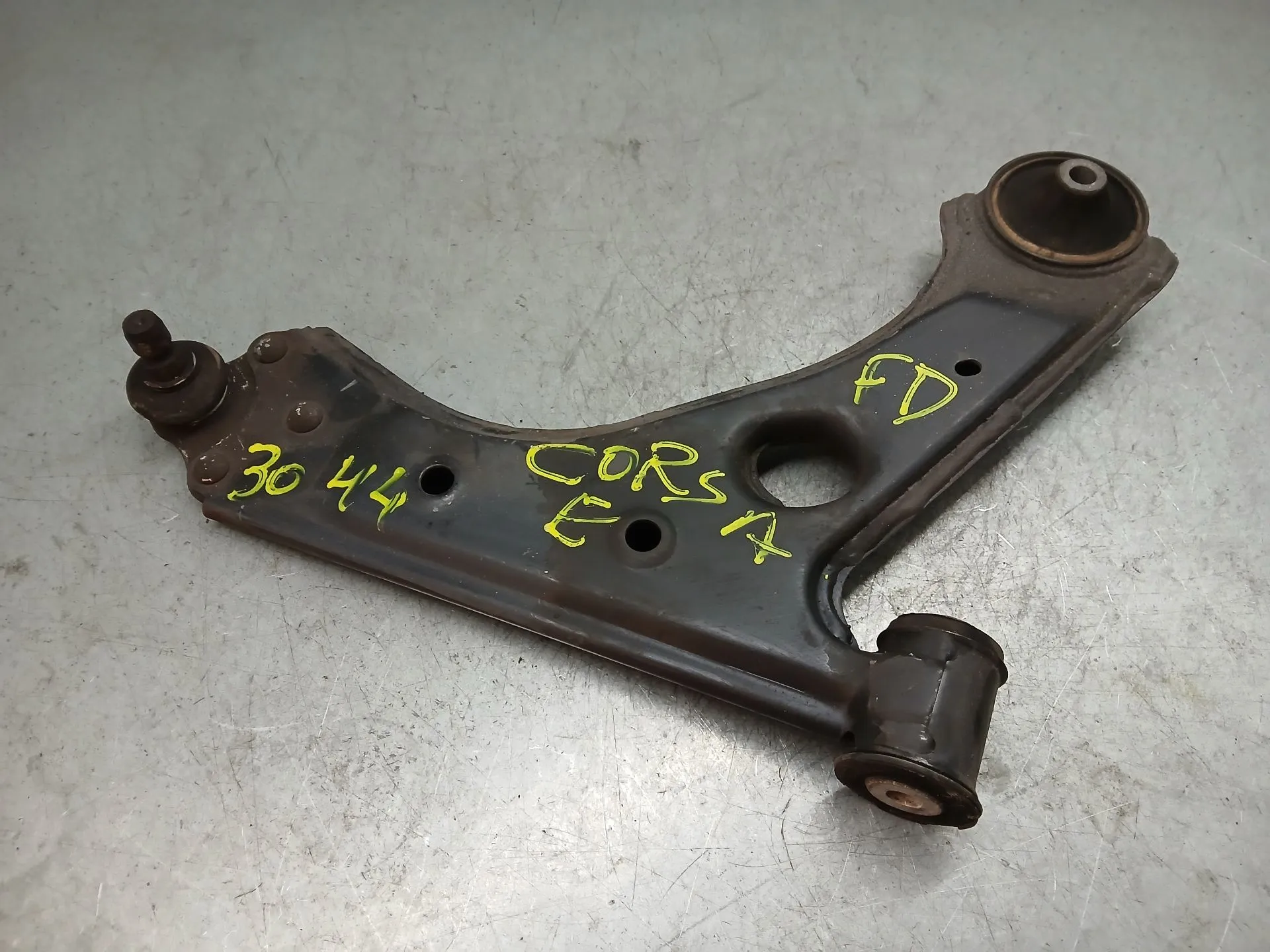 Brazo suspensión delantero derecho OPEL Corsa E