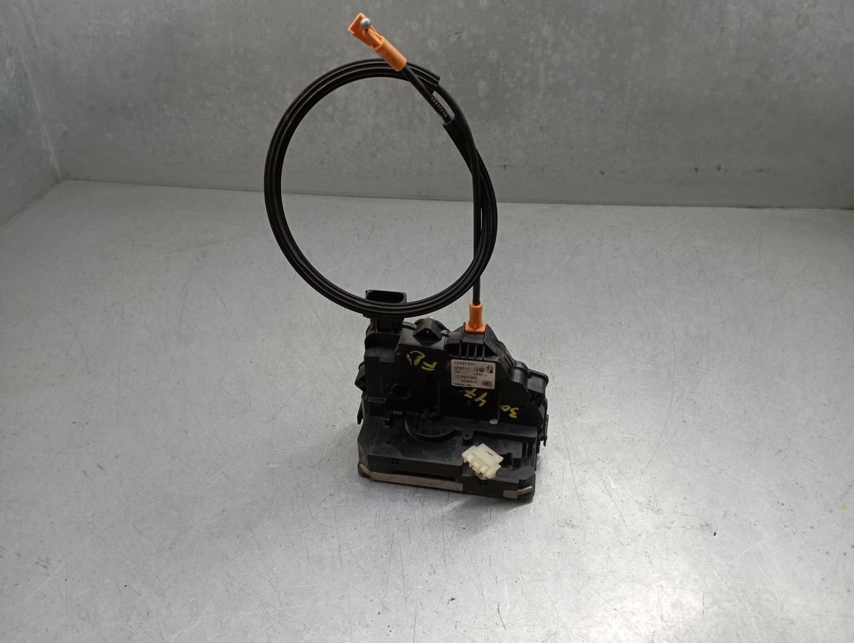 Cerradura / cierre puerta delantero derecho OPEL Corsa E