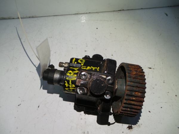 Pompa iniezione OPEL Zafira B (A05) Imagem-1