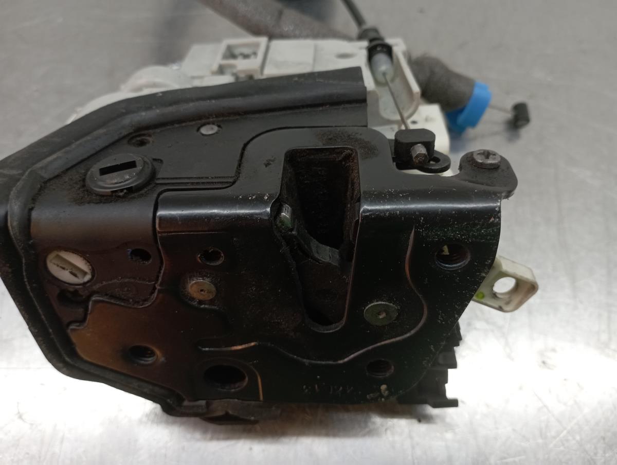 Cerradura / cierre puerta trasera izquierda AUDI A1 Sportback (8XA, 8XF) Imagem-2