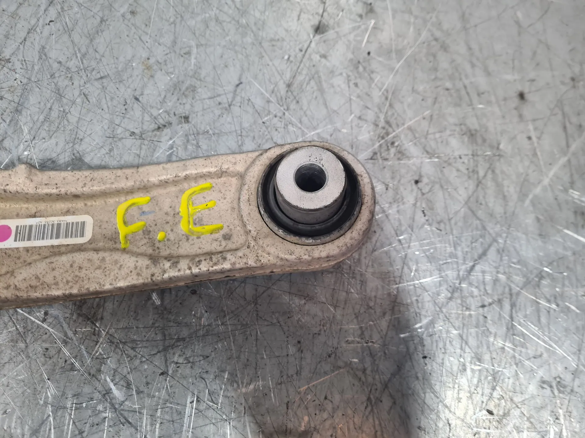 Braccio di sospensione anteriore sinistro JAGUAR F-Pace (X761) Imagem-1