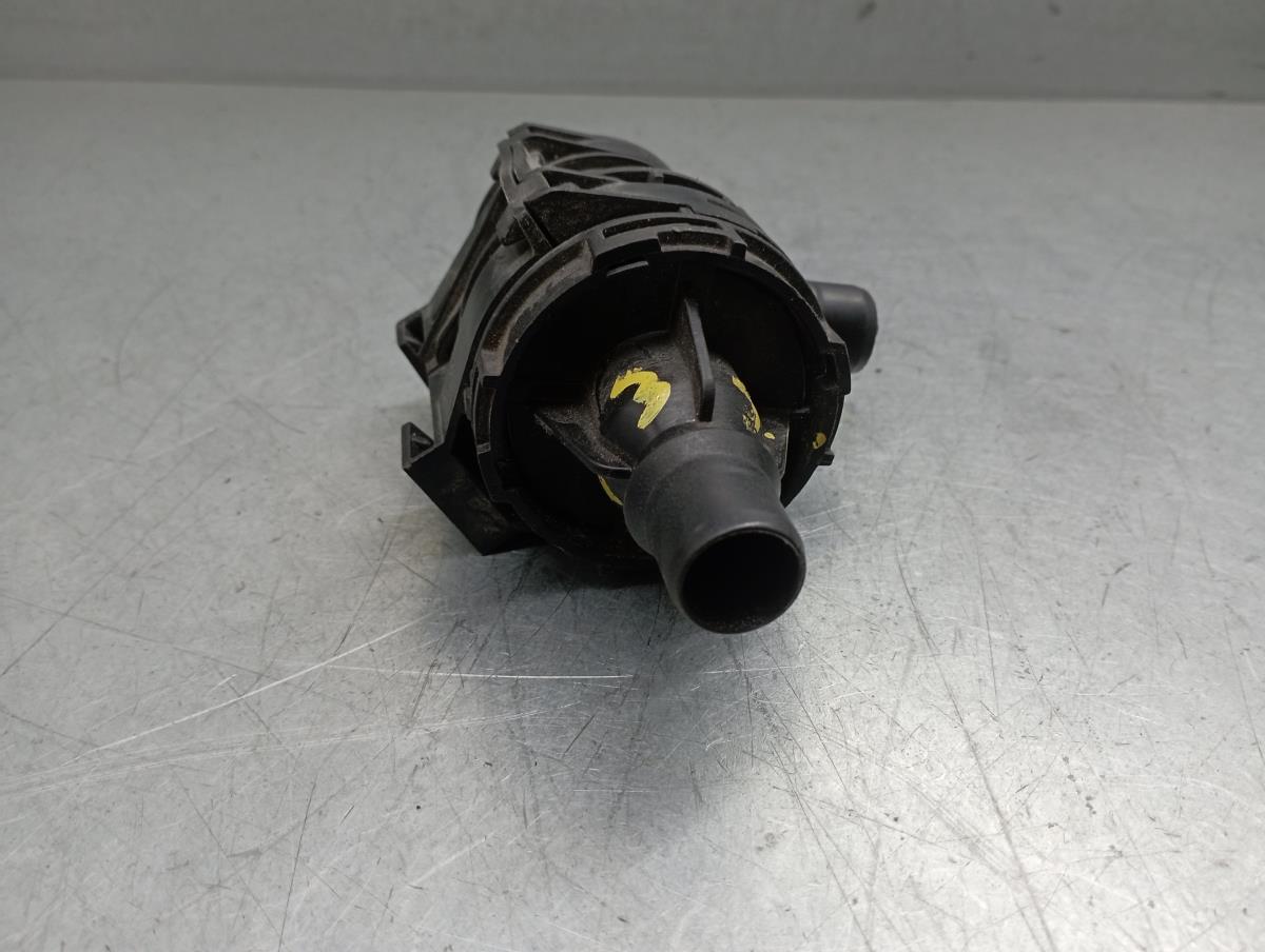 Bomba de agua RENAULT Megane IV (B9A/M_) Imagem-3