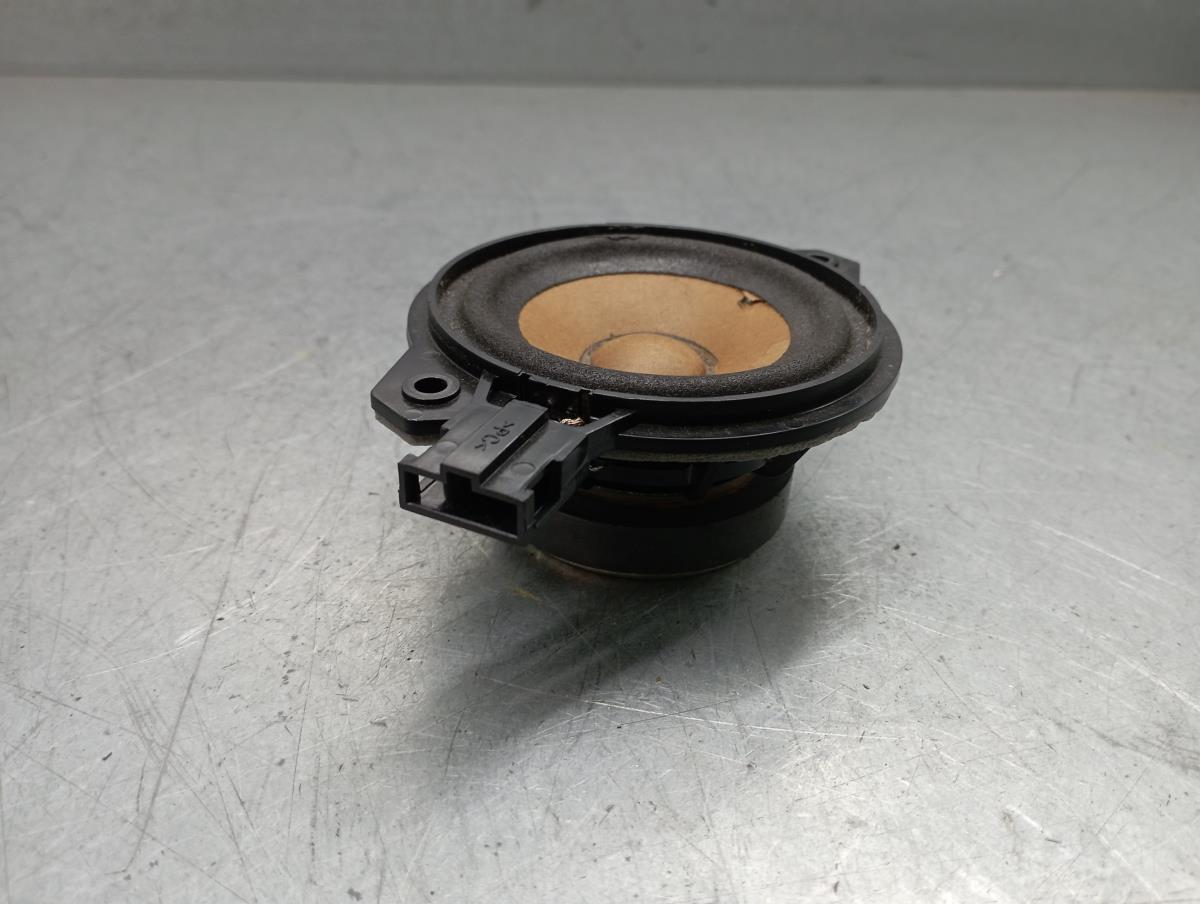 Columna de sonido SEAT Leon (5F1) Imagem-2