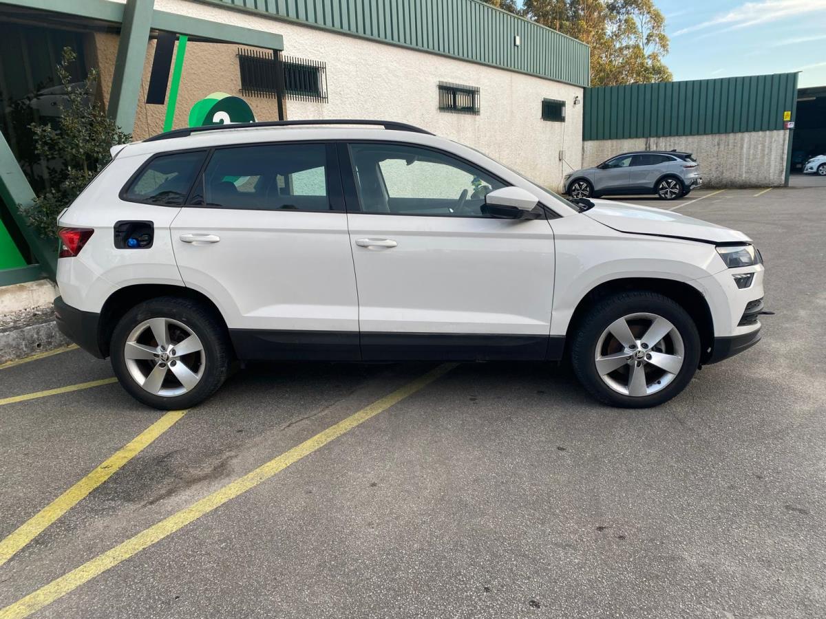 Lève-vitre arrière Droite SKODA Karoq (NU7)