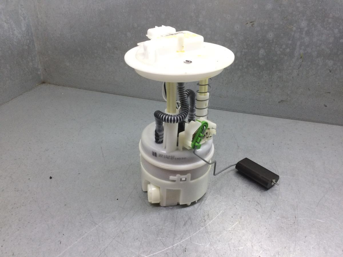 Bomba de combustível DACIA Sandero III