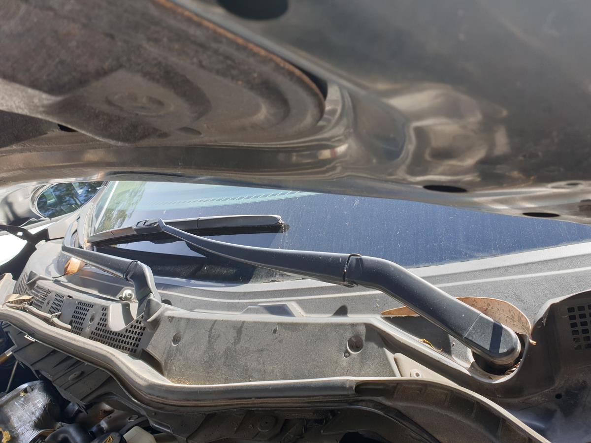 Haste / braço de escova limpa vidros frente esquerda MAZDA CX-5 (KE, GH)