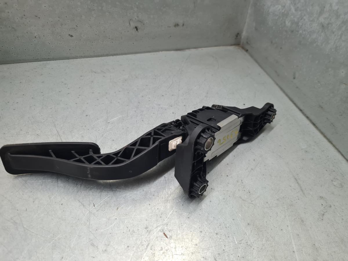 Pedal do acelerador KIA Picanto (JA) Imagem-1