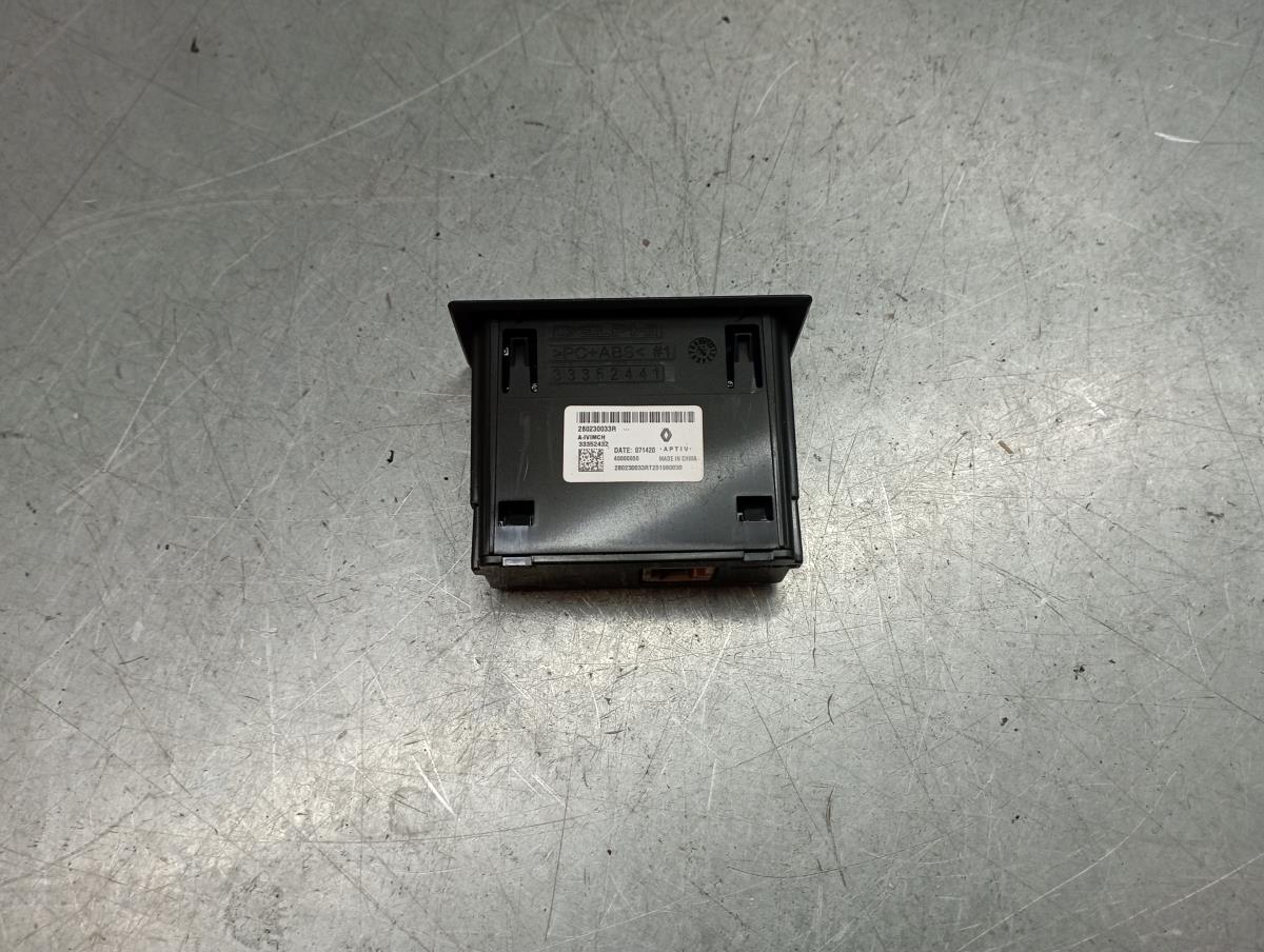 Módulo USB / AUX / IPOD DACIA Duster (HM_) Imagem-1