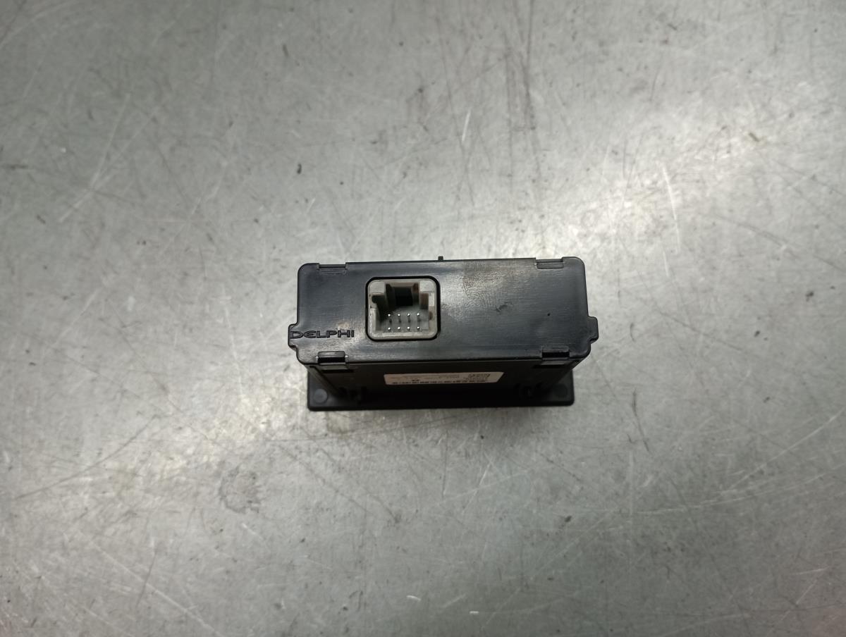 Módulo USB / AUX / IPOD DACIA Duster (HM_) Imagem-3