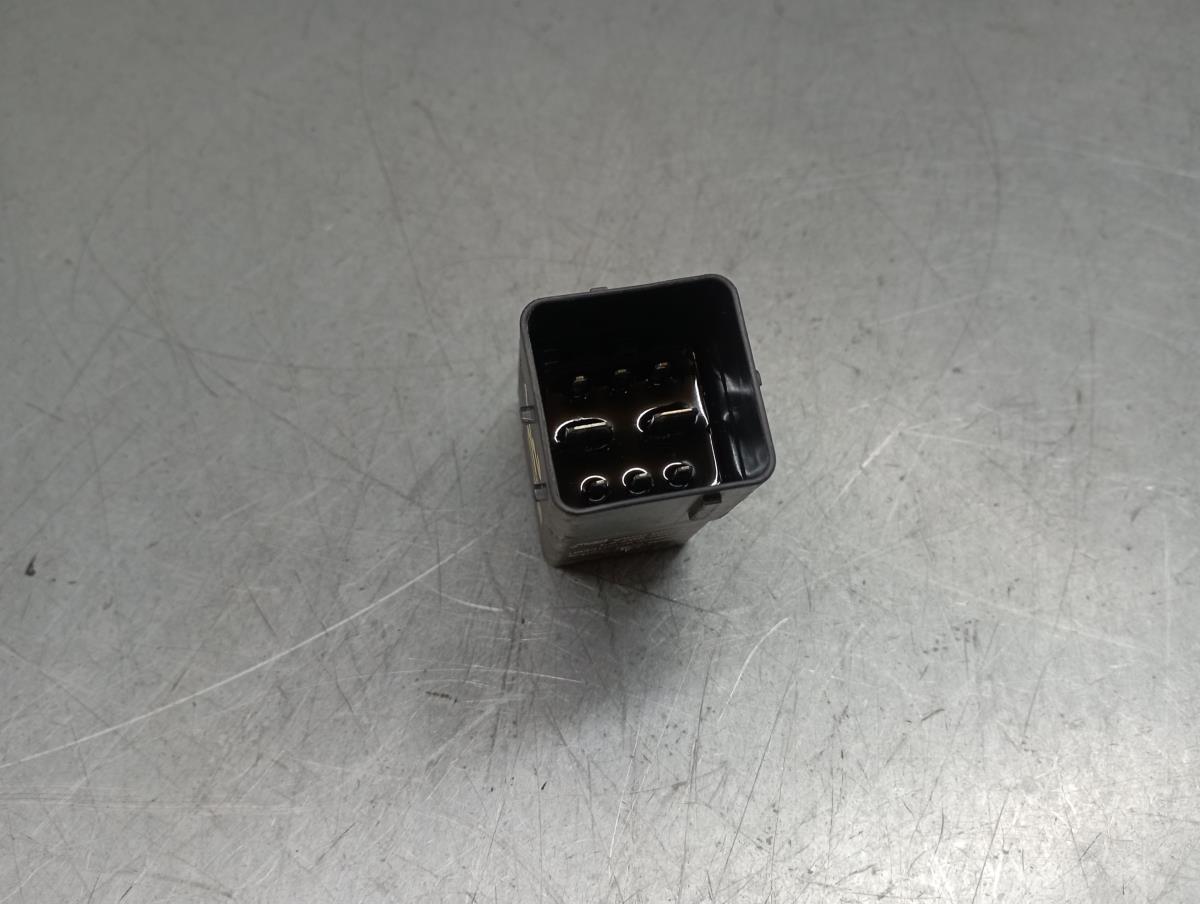 Centralina preriscaldamento candelette PEUGEOT 308 SW II Imagem-1