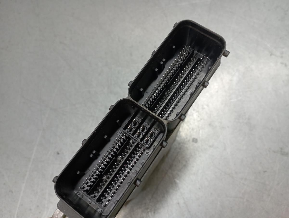 Engine control unit / ECU PORSCHE Cayenne (92A) Imagem-1