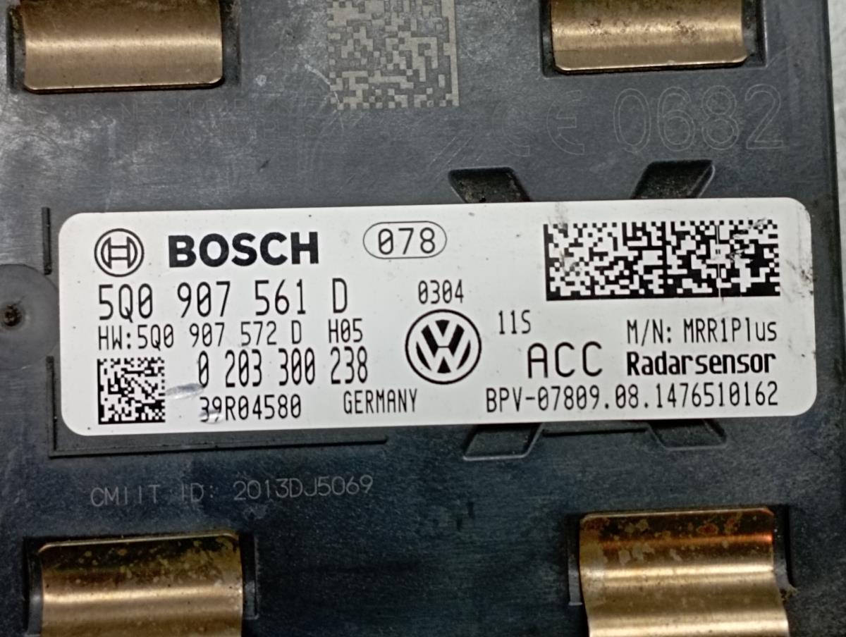 Sensor de radar VOLKSWAGEN Golf VII (5G1, BQ1, BE1, BE2) Imagem-3