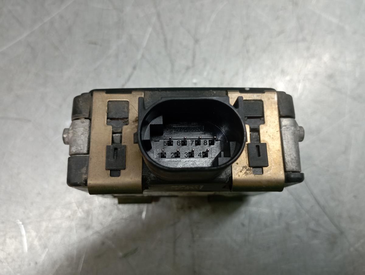 Sensor de radar VOLKSWAGEN Golf VII (5G1, BQ1, BE1, BE2) Imagem-2