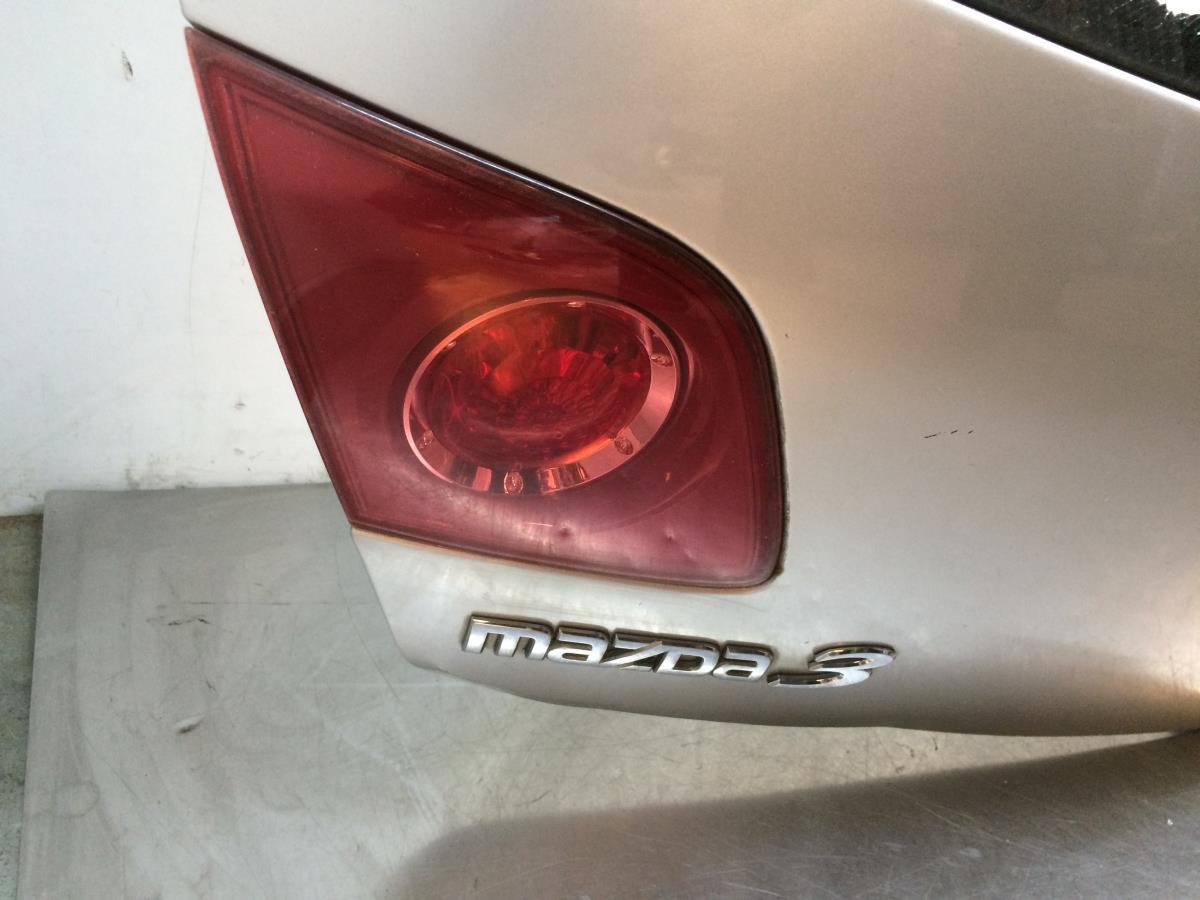 Feu de coffre Gauche MAZDA 3 (BK)