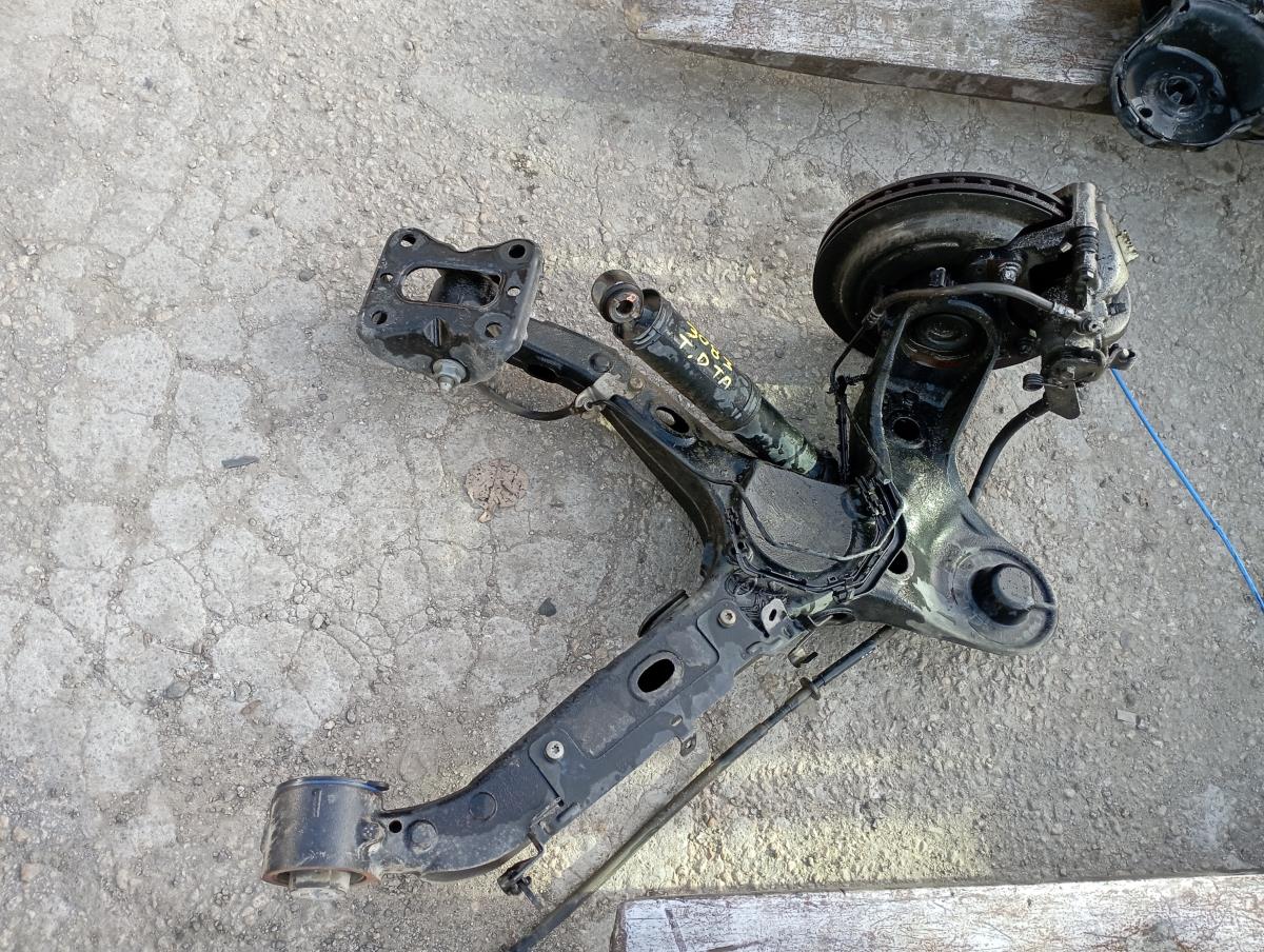 Fusée arrière Droite PEUGEOT Expert