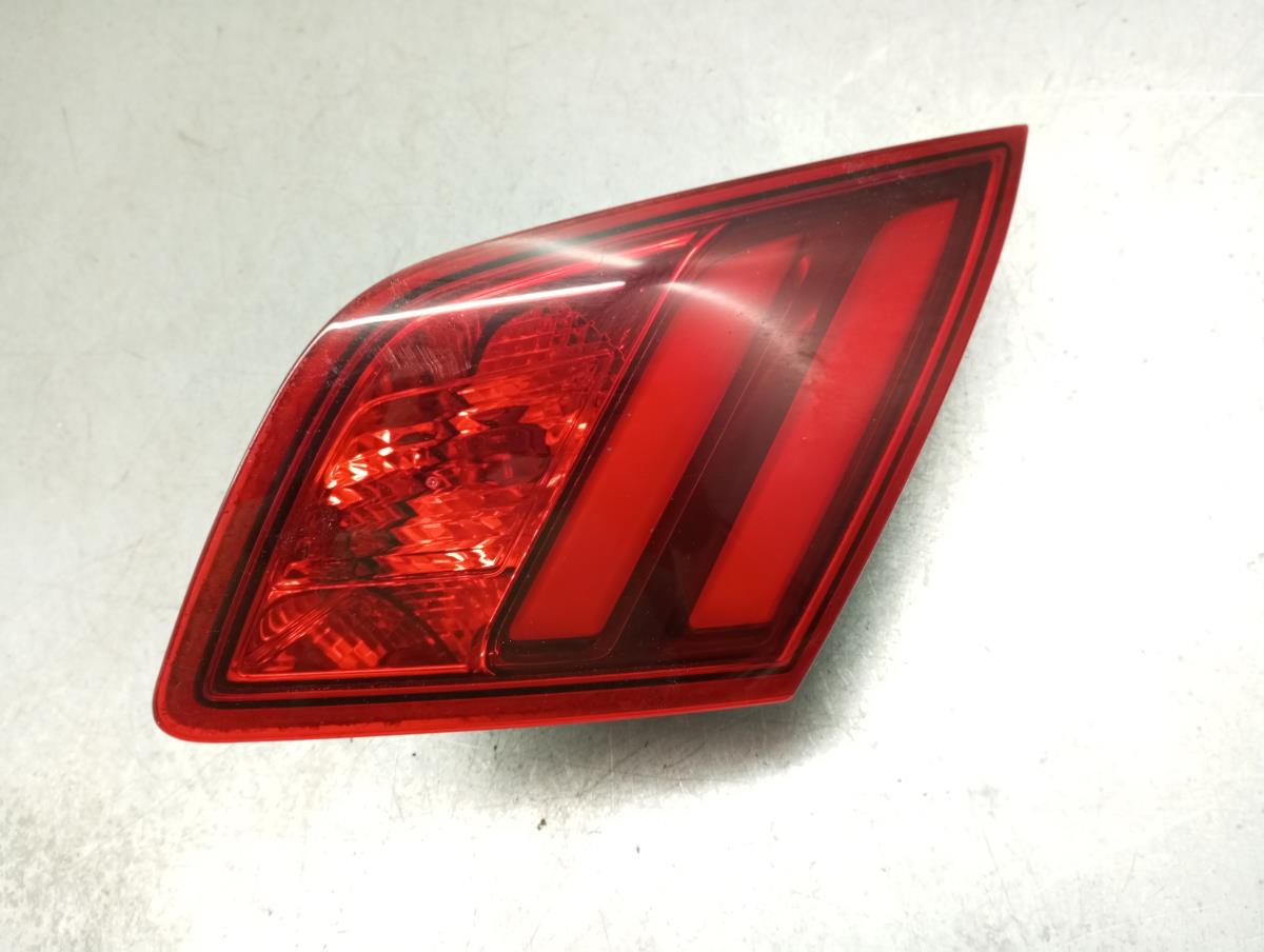 Fanale Destro Baule PEUGEOT 308 II Imagem-1