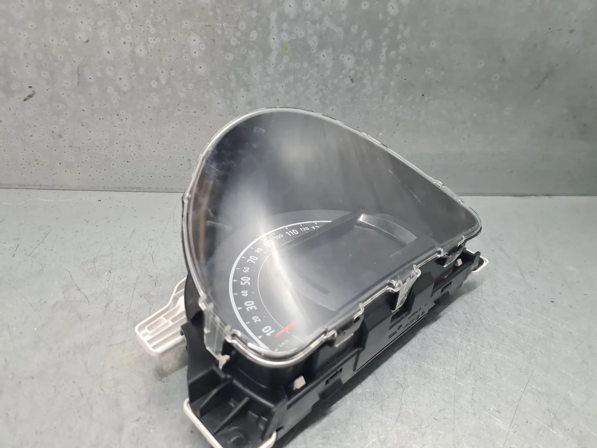 Instrument cluster RENAULT Twingo III (BCM_) Imagem-1