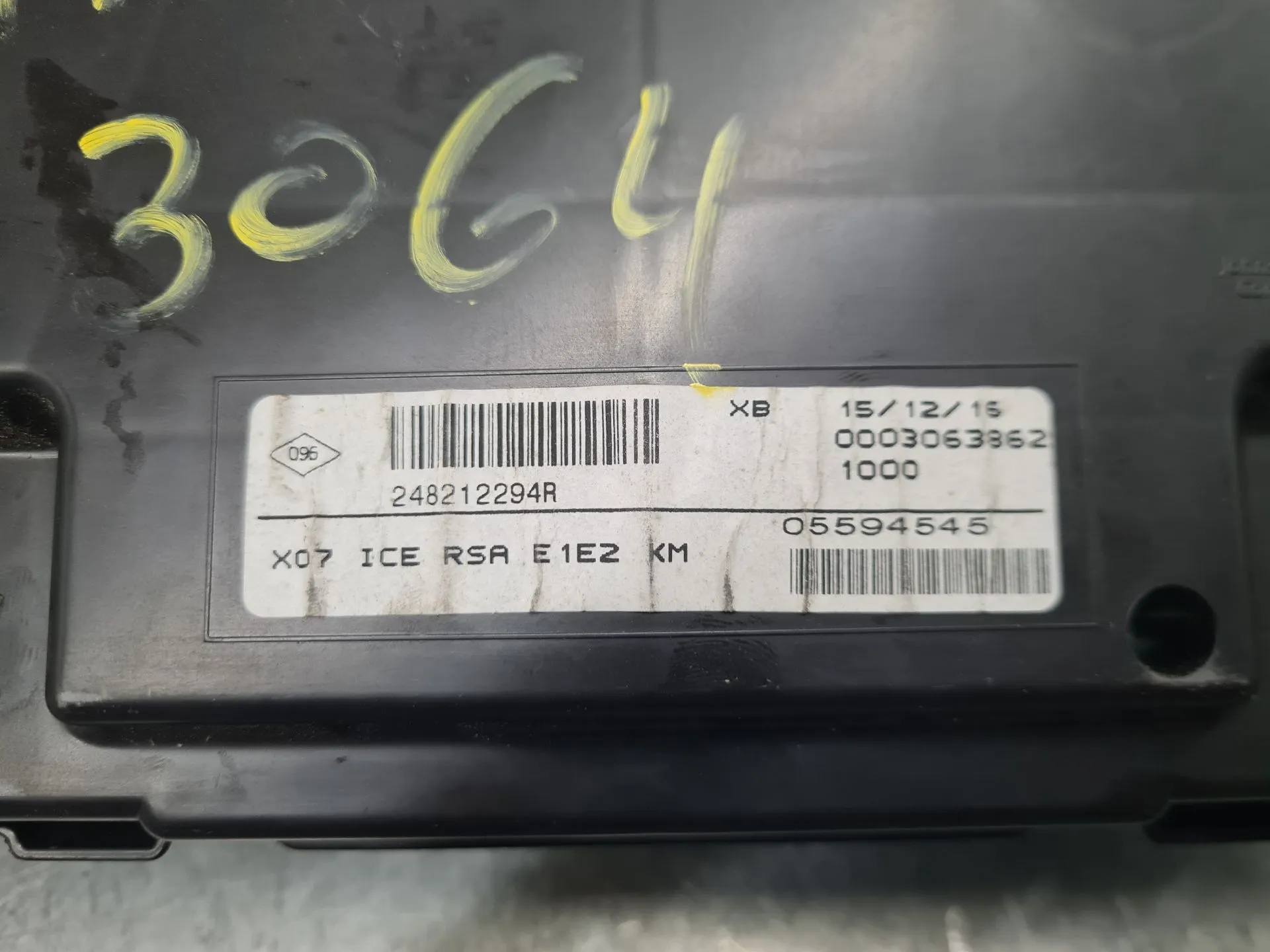 Instrument cluster RENAULT Twingo III (BCM_) Imagem-5